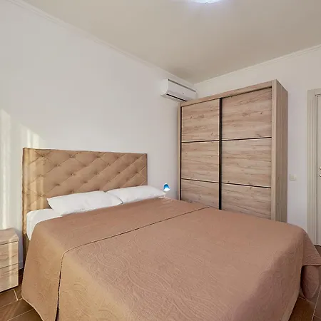 Adria Lux Apartmens 2 Sveti Stefan Exterior photo