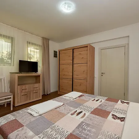 Adria Lux Apartmens 2 Sveti Stefan Exterior photo