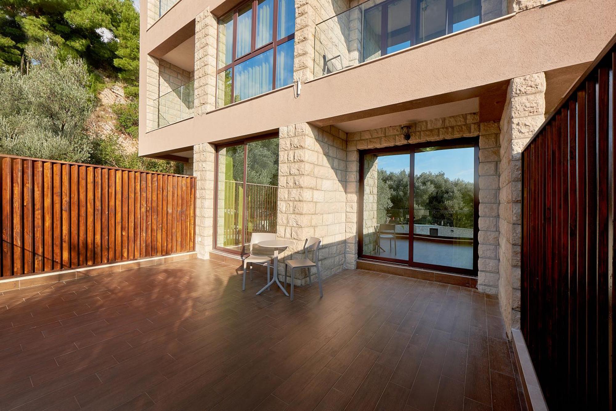 Adria Lux Apartmens 2 * Sveti Stefan