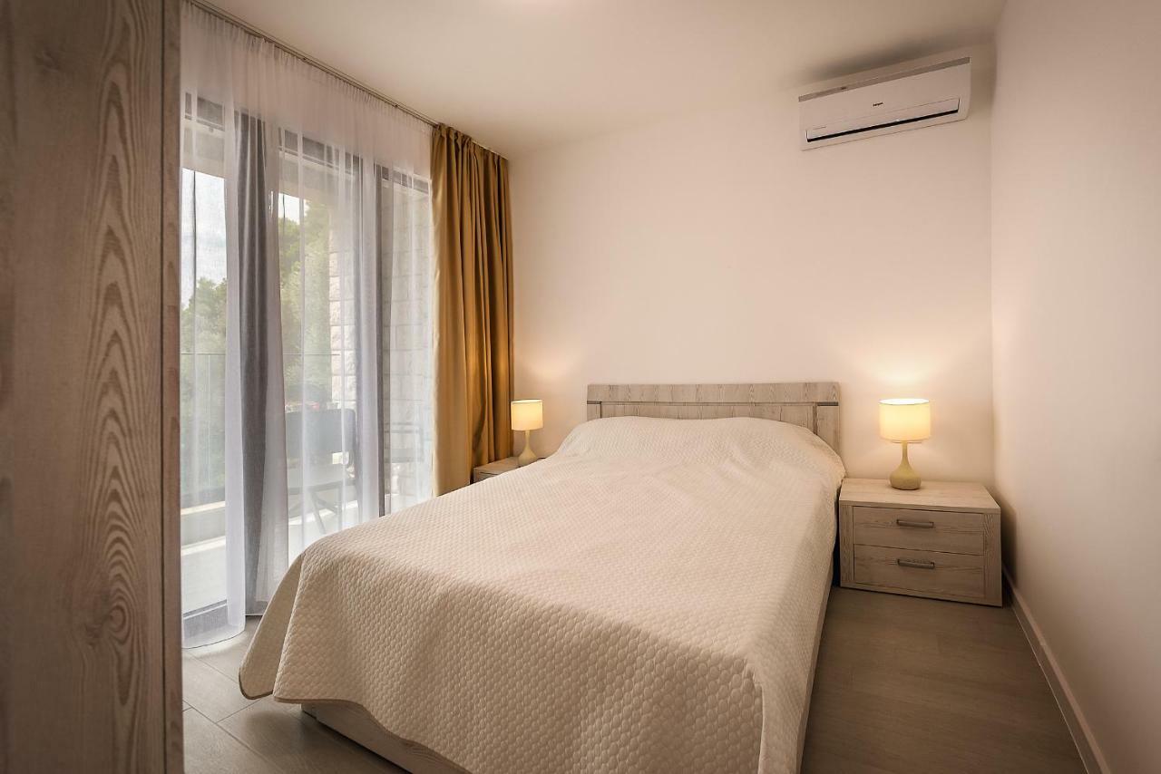 Apartment Adria Lux Apartmens 2 Sveti Stefan