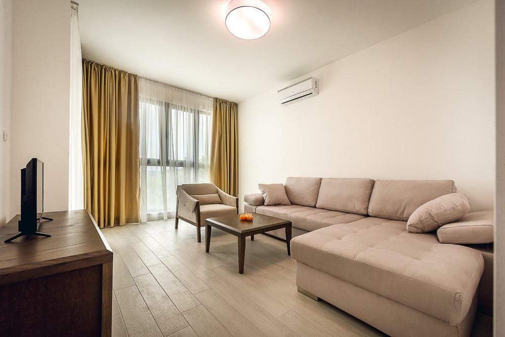 Adria Lux Apartmens 2 公寓 *