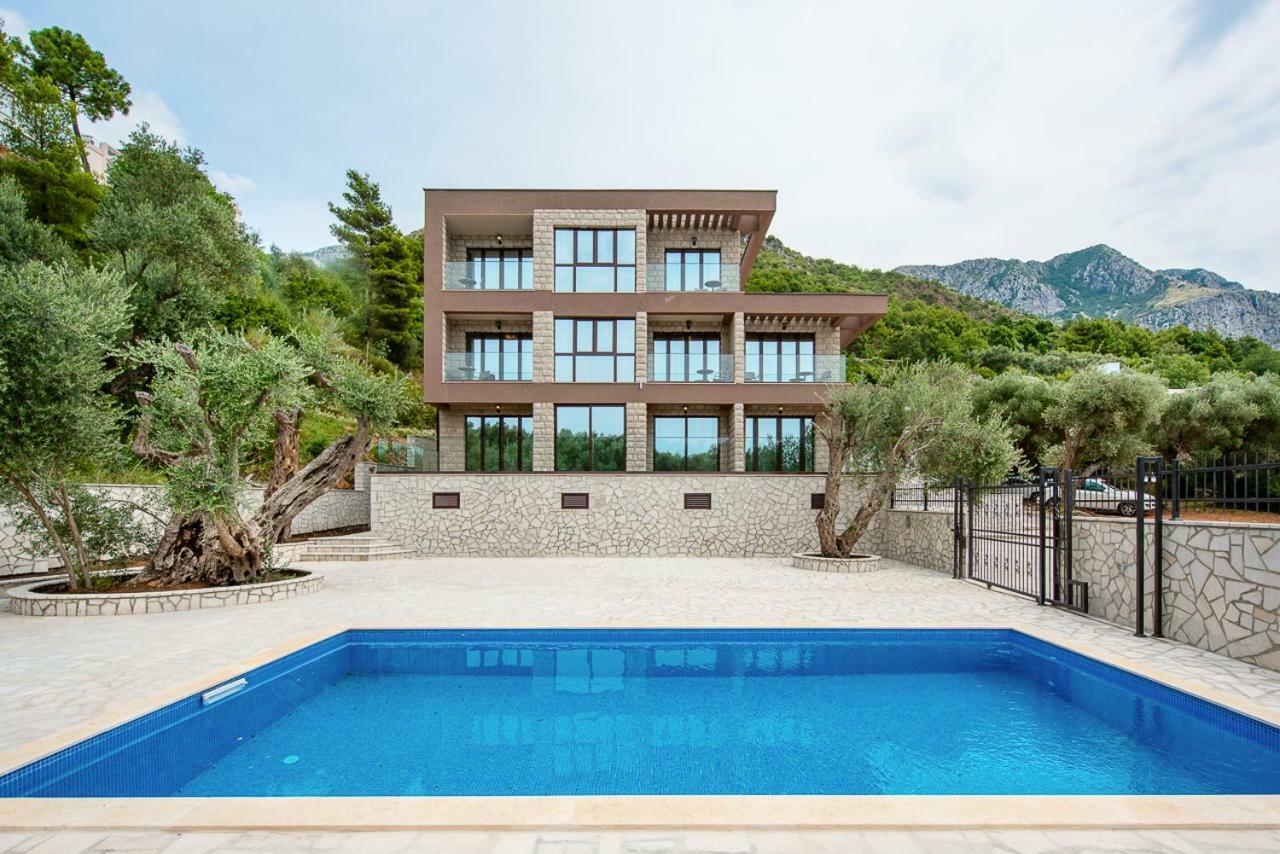 Adria Lux Apartmens 2 Sveti Stefan