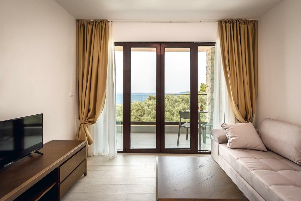 Adria Lux Apartmens 2 *